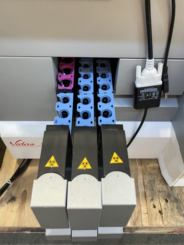 Biomerieux-Vidas-3-LCS-used-clinical-laboratory-analyzers-03-scaled BIOMERIEUX VIDAS 3