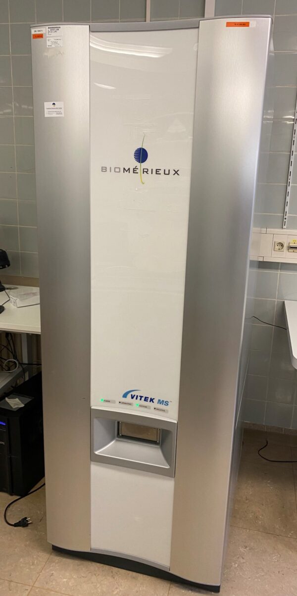 IMG_9305-scaled BIOMERIEUX Vitek MS